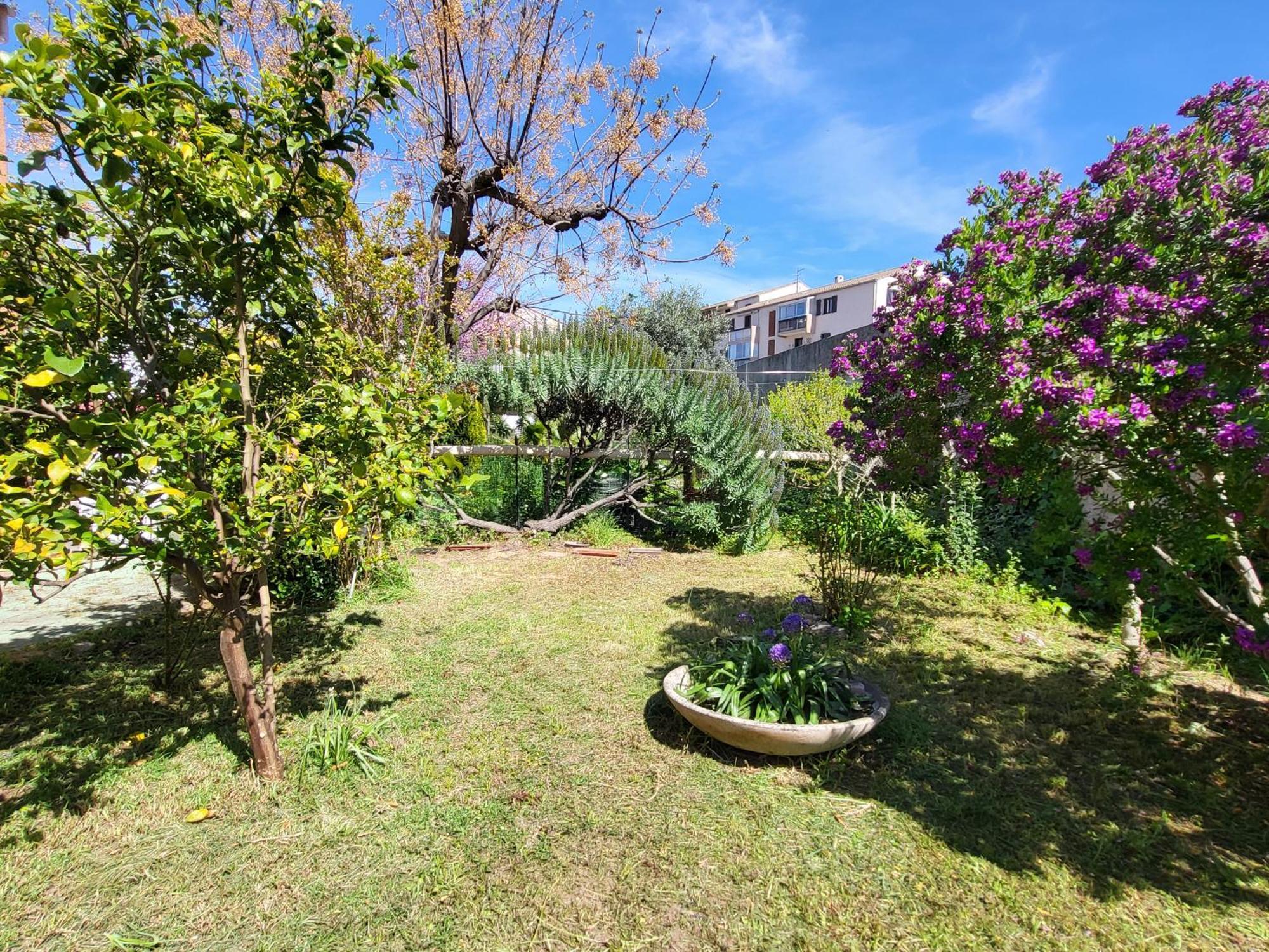 Villa La Garde  Exterior photo